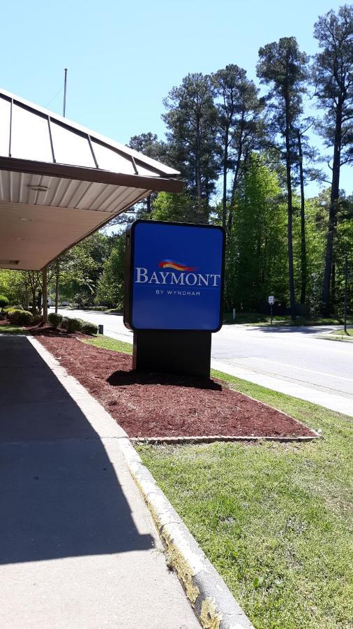 Baymont By Wyndham Williamsburg Hotel Exterior foto